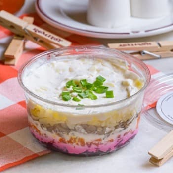 Оселедець під шубою