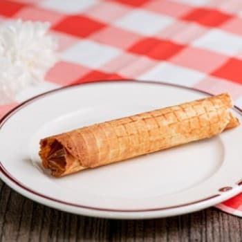 Трубочка зі згущеним молоком