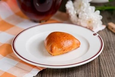 Пиріжок дріжджовий з капустою