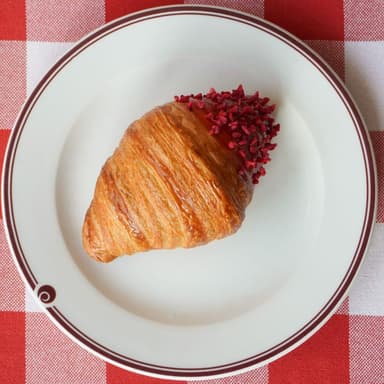 Круасан полуничний