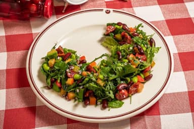 Салат з квасолею та бобами